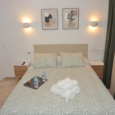 Alojamiento Azahara Malaga Ngoại thất bức ảnh