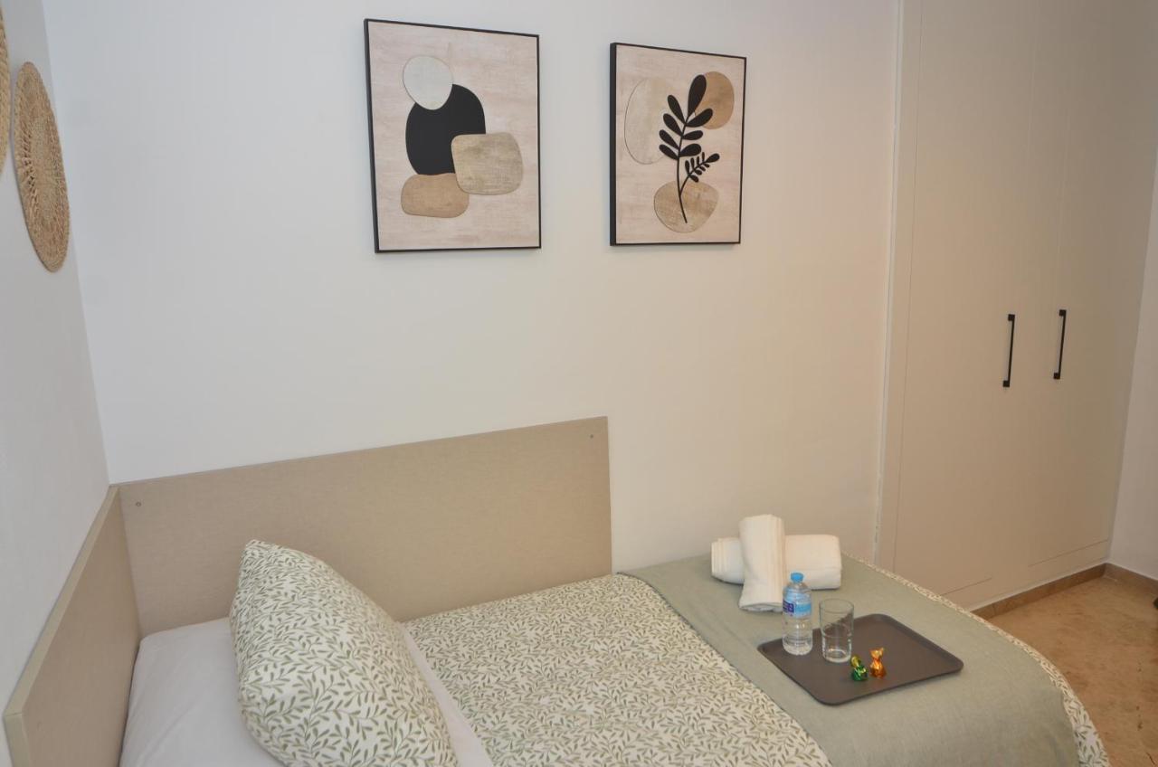 Alojamiento Azahara Malaga Ngoại thất bức ảnh