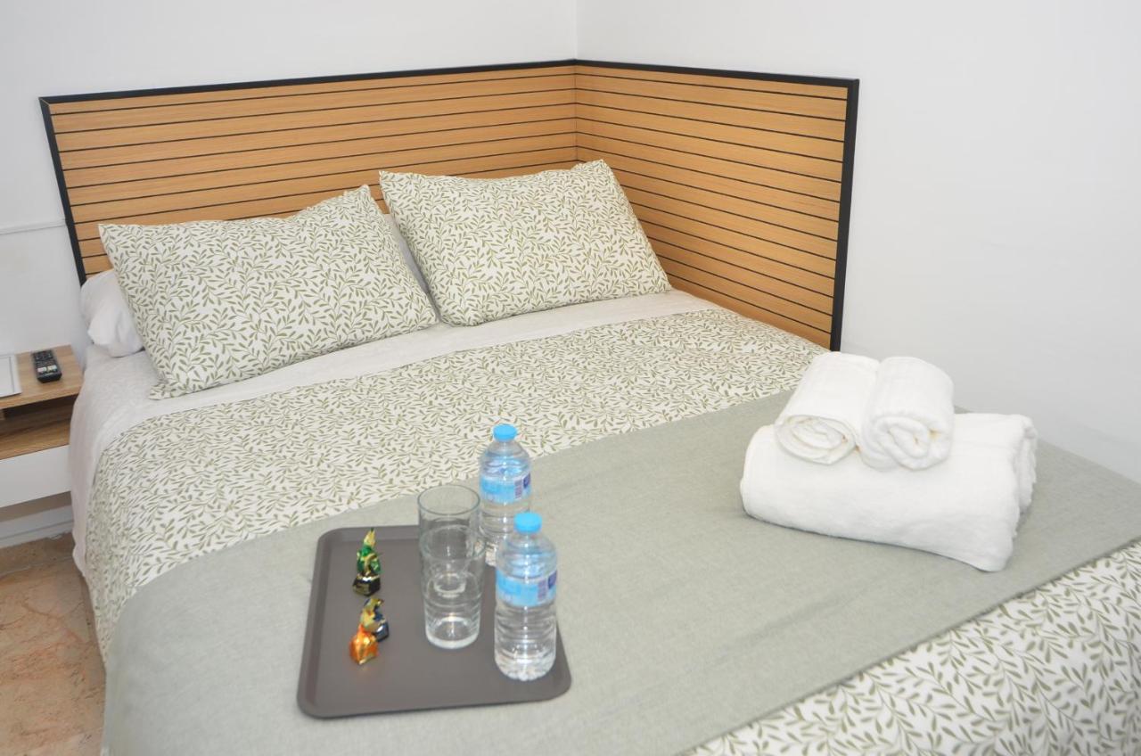 Alojamiento Azahara Malaga Ngoại thất bức ảnh