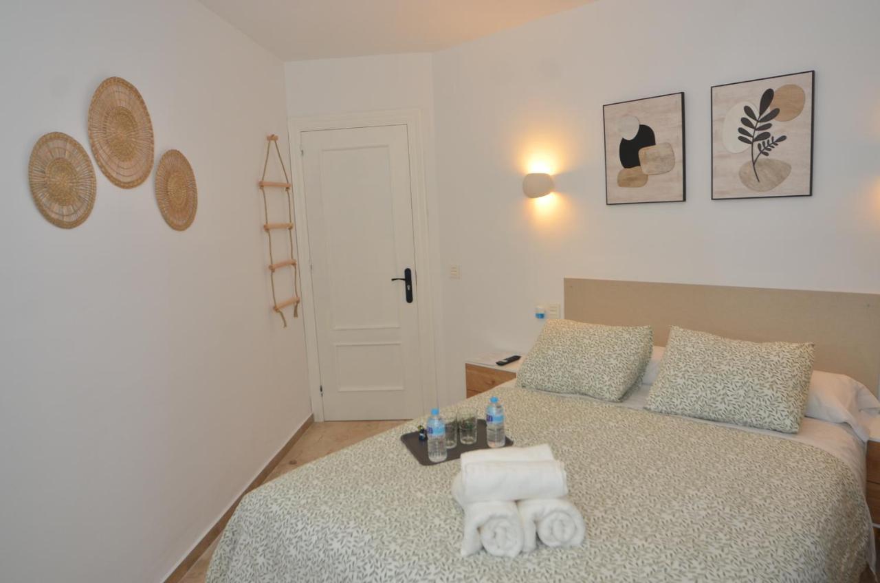 Alojamiento Azahara Malaga Ngoại thất bức ảnh