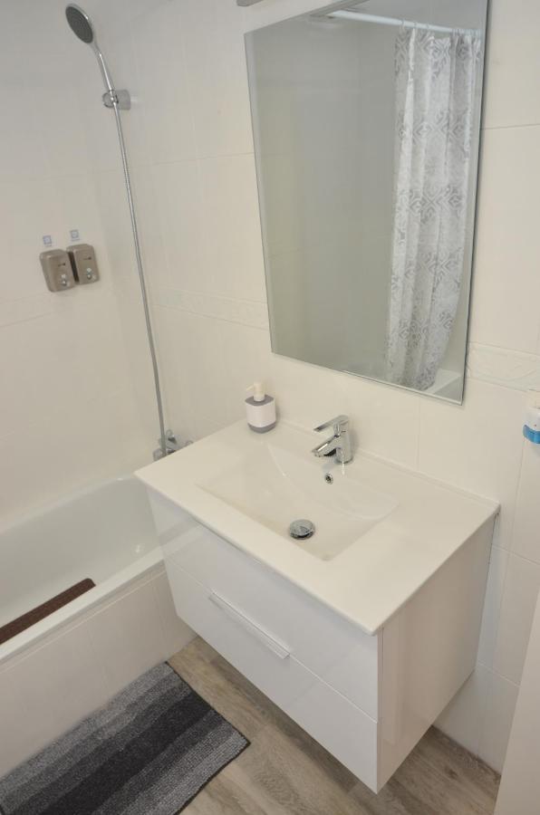 Alojamiento Azahara Malaga Ngoại thất bức ảnh