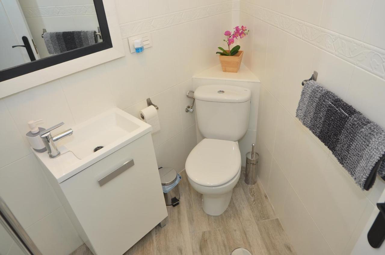 Alojamiento Azahara Malaga Ngoại thất bức ảnh