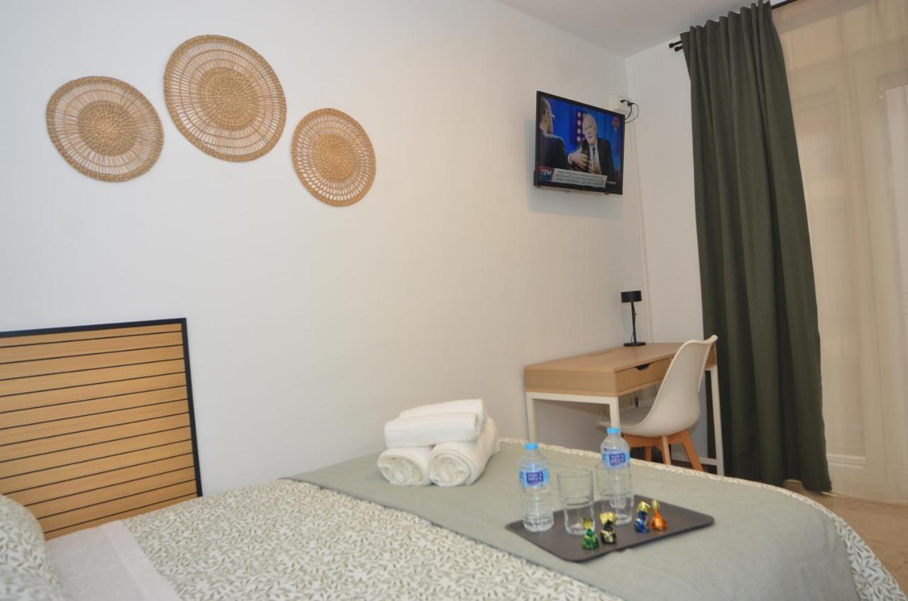 Alojamiento Azahara Malaga Ngoại thất bức ảnh